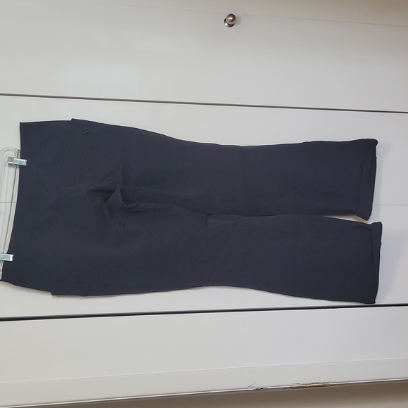 Mountain hardwear pants - Picture 2 of 4